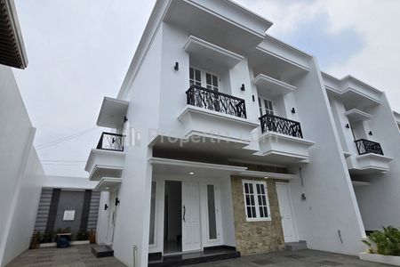 Dijual Rumah Baru Dalam Cluster di Pondok Bambu Jakarta Timur