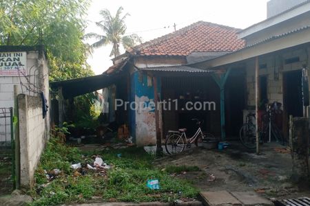 Dijual Rumah + Bangunan 2 Luas 420m² SHM di Karawang Timur, Kabupaten Karawang 