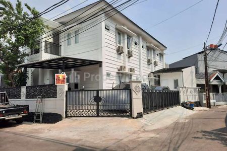 Dijual KOst Mewah Exclusive 21 Pintu Area Bisnis Slipi Palmerah Jakarta Barat