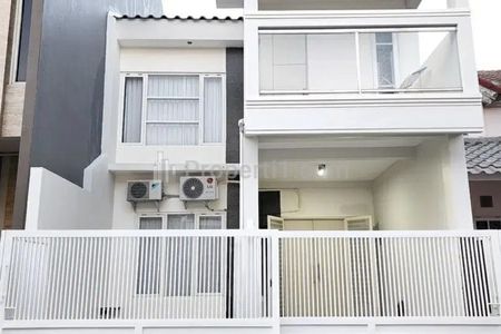Jual Rumah Murah 2 Lantai di Taman Mutiara Pakuwon City Surabaya
