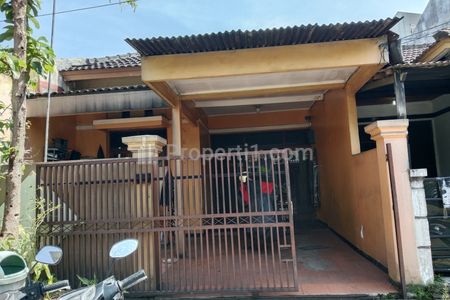 Bagian depan rumah