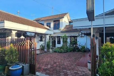 Dijual Rumah Luas di Jalan Kepuh, Malang