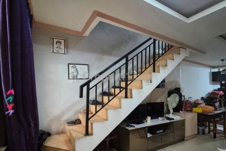 Jual Rumah Siap Huni di Permata Taman Palem Jakarta Barat