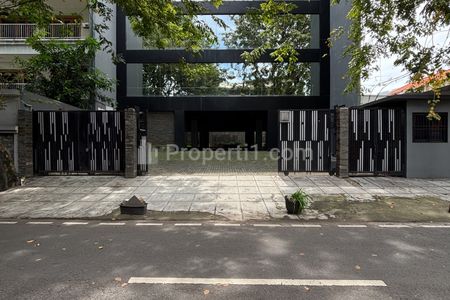 Dijual Gedung Minimalis Modern Plus Rooftop di Kebon Sirih, Jakarta Pusat