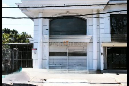 Dijual / Disewakan Gedung 3 Lantai Surabaya di Raya Mayjen Sungkono - Surabaya Barat - Nol Jalan Raya Kembar - Ada Lift - Ruang Loss Luas - Sebaris CW