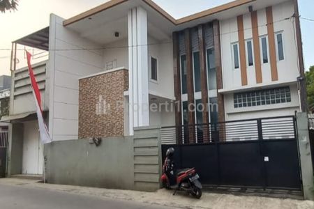 Jual Rumah Strategis Cocok untuk Kantor atau Hunian di Dekat Polban Sariwangi Gegerkalong Bandung