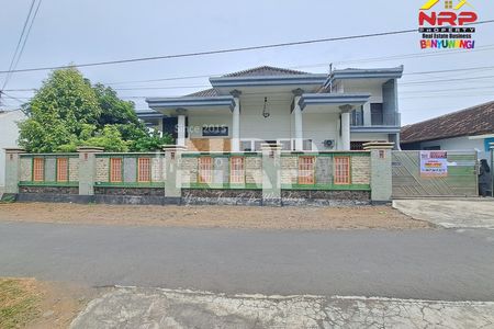 Dijual Rumah Mewah 2 Lantai 5 Kamar di Tamanbaru Banyuwangi