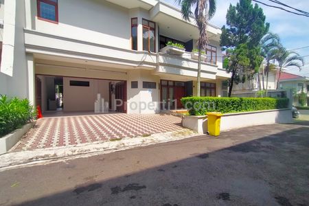 Disewakan Rumah 2 Lantai Ada Pool di Kebagusan, Jakarta Selatan