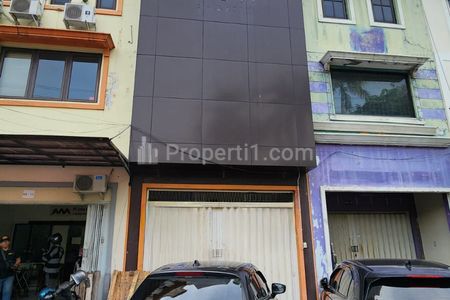 Sewa Ruko Villa Bukit Mas Blok RA Surabaya - Parkiran Mobil Luas - Lokasi Terdepan Dekat Akses Tol Satelit, Mayjen Sungkono, Ciputra World Mall