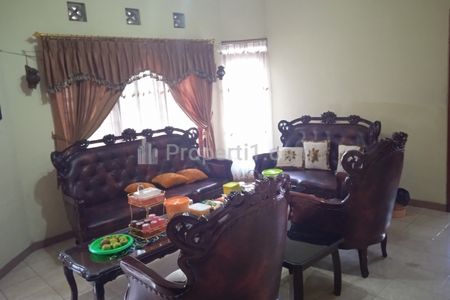 Jual Rumah Tenang & Luas di Karangduren Pakisaji Malang, 5 Menit dari Kota! SHM dan Lengkap Banget