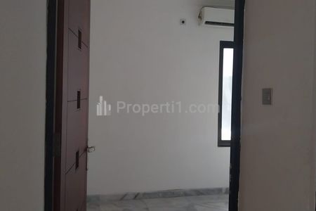 Jual Rumah Taman Puspa Raya Citraland Surabaya – Asri dan Nyaman