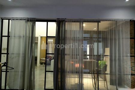Sewa Rumah Futuristik Asri Sejuk di Lebak Bulus Cilandak Jakarta Selatan