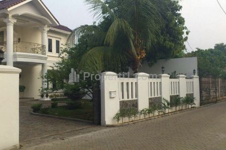 Jual Rumah Mewah di Griya Torina Bintaro Tangerang Selatan