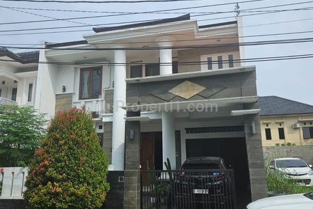 Dijual Rumah Nyaman Lokasi Strategis di Buah Batu Regency Bandung
