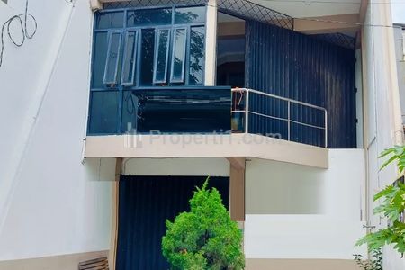 Rumah Usaha Dijual di Dukuh Kupang Barat Surabaya 