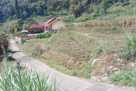 Dijual Special Turun Harga, Tanah Poros Jalan dengan Sumber Mata Air Melimpah di Kota Batu