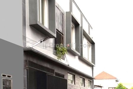 SEWA KOST PUTRI dengan KAMAR MANDI DALAM di Dau Malang
