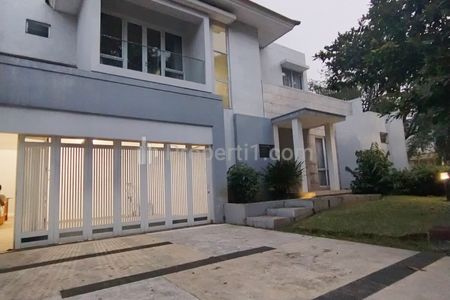Rumah Disewakan di Cajuputi De Park BSD Tangerang, Harga Miring, Minimal 2 Tahun