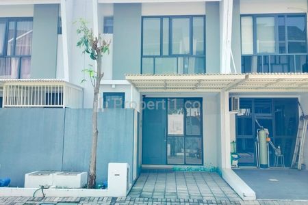 Rumah Dijual di Royal Residence Cluster Serenade Surabaya Barat