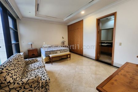 Disewakan Apartemen Sailendra Mega Kuningan -  Unit 4+1 BR Fully Funish