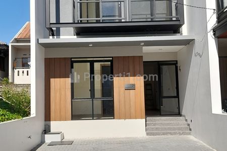 Fasad lebar 6m