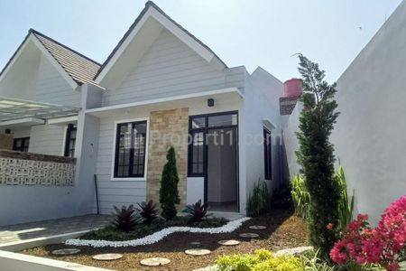 Tampak depan
