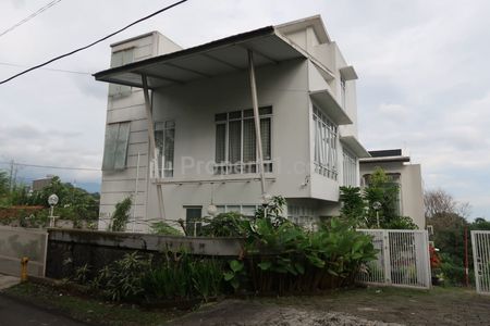 Jual Rumah Sejuk Dago Teahouse Residence Bandung
