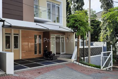 Jual Rumah Baru Hook Sejuk & Asri Dekat ke Kampus UPI Bandung