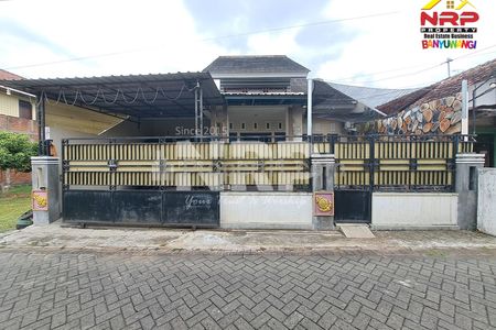 Jual Rumah Nyaman 3 Kamar Tidur di Tamanbaru, Hanya 10 Menit dari Stasiun Kota Banyuwangi 