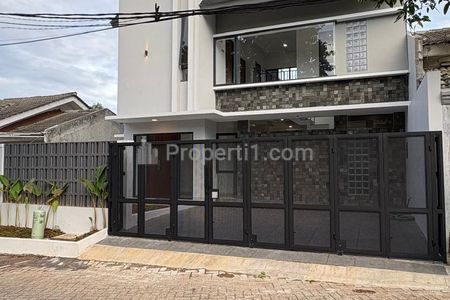 Dijual Rumah Modern 190m² di Kencana Loka BSD – Lokasi Strategis Dekat Tol & Stasiun