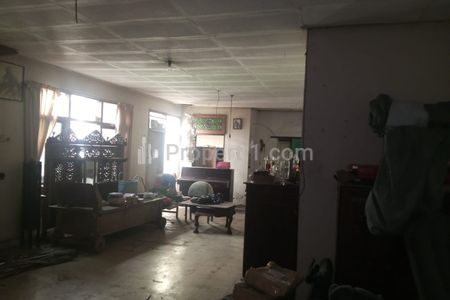 Dijual Rumah Lama Bekas Kostan di Sukasari, Sayap Setiabudi Bandung