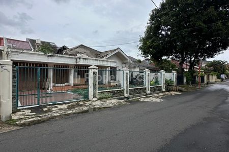 Dijual Tanah Ada Rumah Lama di Kawasan Premium dan Strategis Cipete, Jakarta Selatan