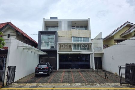 Tampak Depan