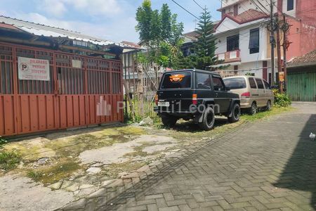 Tampak samping 1