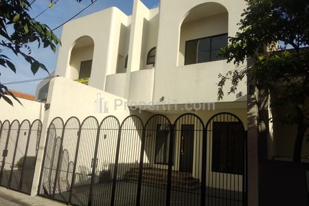 Dijual Rumah Baru Dua Lantai di Kelapa Dua, Kebon Jeruk, Jakarta Barat