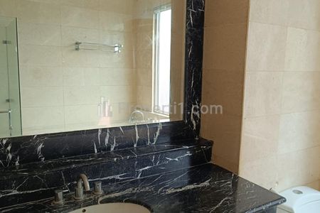 FAST SALE!! Jual Apartemen Senayan Residence Jakarta Selatan – 3 Bedroom Fully Furnished