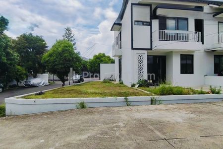 Jual Rumah Luas Lokasi Strategis di Antapani Bandung Posisi Hook Harga Murah di Bawah Pasar