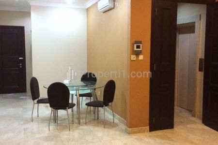 Sewa Apartemen Bellezza Permata Hijau 2BR Private Lift - Dekat Senayan City Binus Stasiun Kereta Api Palmerah / Halte Busway