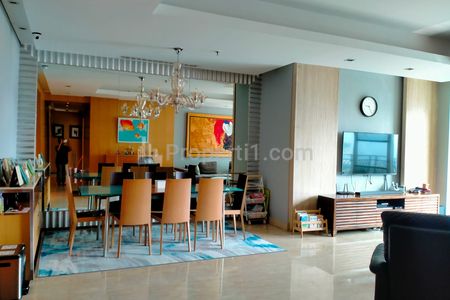 Jual Apartemen Mewah di Pakubuwono Residences, Jakarta Selatan - Luas 303sqm Full Renovated 2+1 BR, Modern Furnished