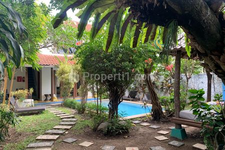Jual Homestay/Villa Mediterania, 2 Kolam Renang di Mantrijeron Kota Yogyakarta