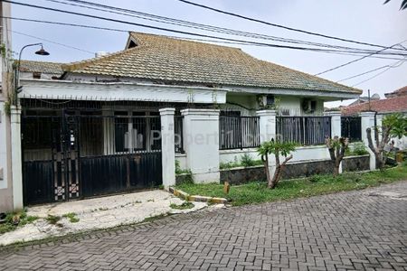 Jual Rumah SHM Hook di Jalan Raya Darmo Harapan, Surabaya