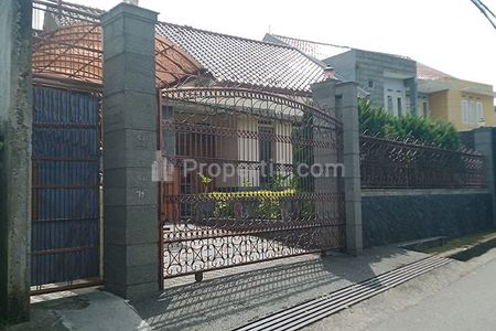 Jual Rumah dan Kost Ekslusif 28 Kamar Penuh Terisi Fasilitas Super lengkap Dekat Pusat Kuliner dan Pertokoan di Sayap Jalan Buah Batu Bandung