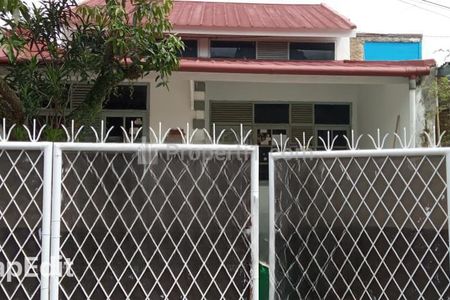 Dijual 2 Rumah di Perumnas Cijerah Cimahi Selatan Bandung - Posisi Depan + Belakang (Bisa Dikontrakkan)