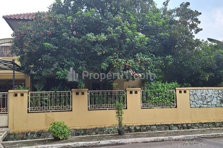 Dijual Rumah 2 Lantai Dalam Komplek di Cinere