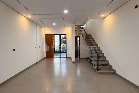 Jual Rumah Baru di Pasar Minggu, Jakarta Selatan - Hadap Utara, Bisa KPR & Cash Bertahap