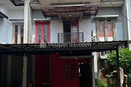 Dijual Cepat Rumah 2 Lantai, Bagus, Nyaman & Strategis di Jalan Sinbad Residence, Bogor