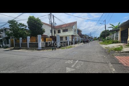 Dijual Rumah Hook Bunga-Bunga Suhat Malang, Luas Tanah 291 m2