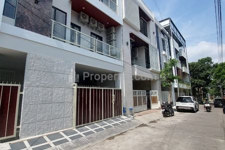 Dijual Kost-kostan Eksklusif dengan Rooftop di Soekarno Hatta Malang
