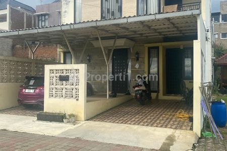 Jual Rumah Bagus 2 Lantai Lingkungan Islami di Royal Orchid Cimahi