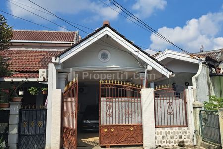 Jual Rumah Posisi Hook Semi Furnished di Villa Indah Permai Bekasi